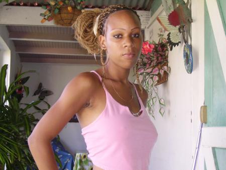 tjrs elle encore